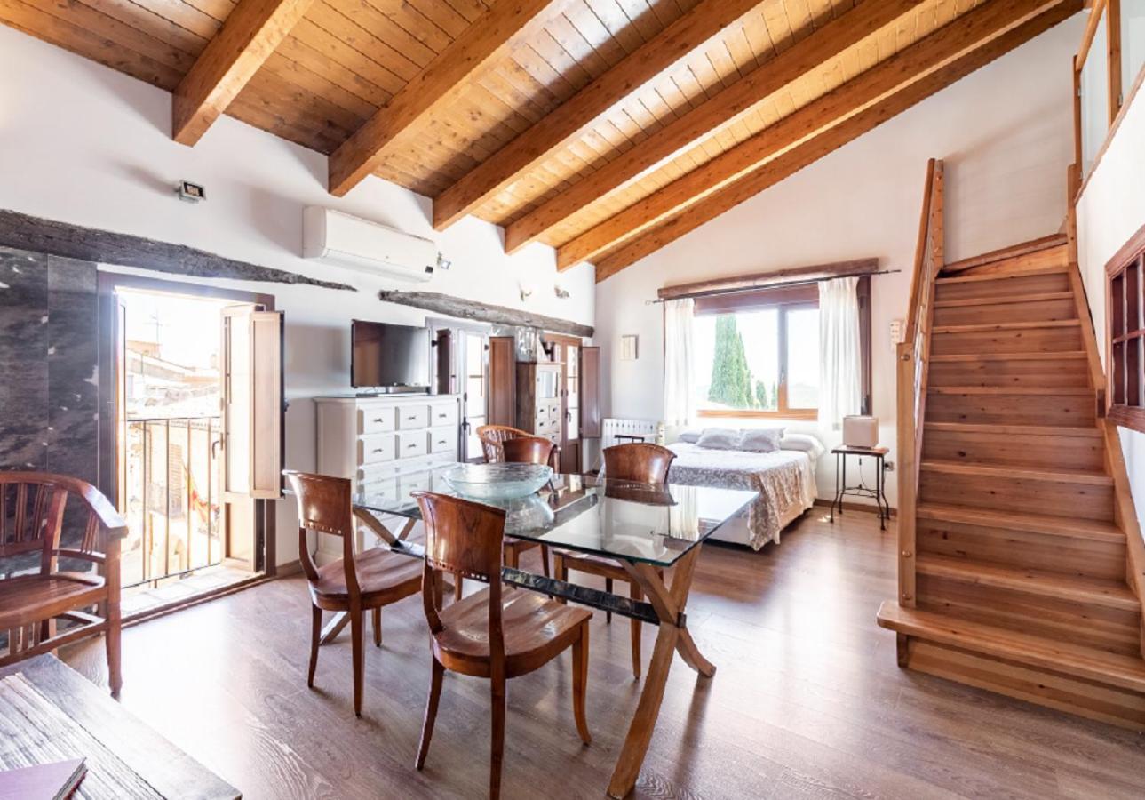 Apartamentos Vino Tinto Y Restaurante Tomate Rosa Adahuesca Kültér fotó